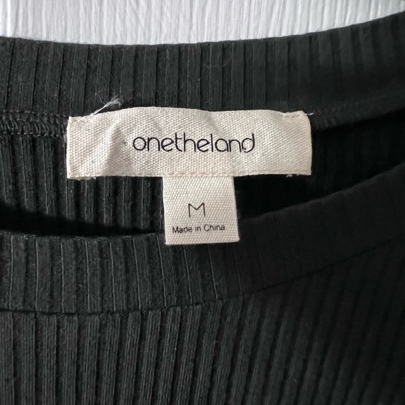 Onetheland Ombré Tunic Top - Picture 3 of 5